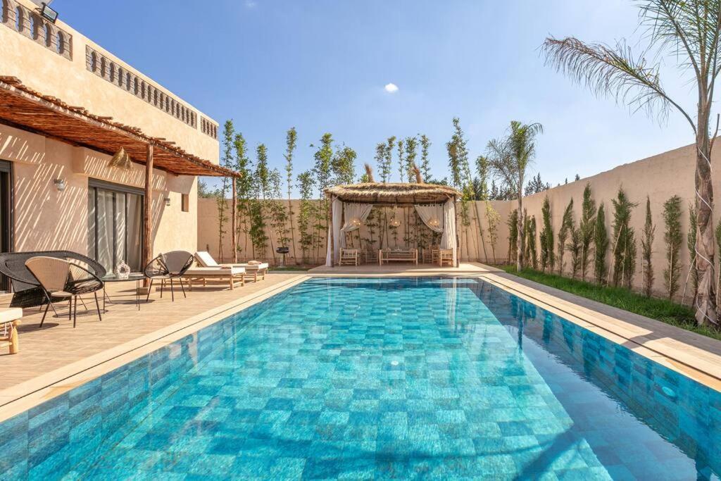 Villa Leila,Piscine , Grand Jardin, Jeux , Cuisiniere Marrakesh Ngoại thất bức ảnh
