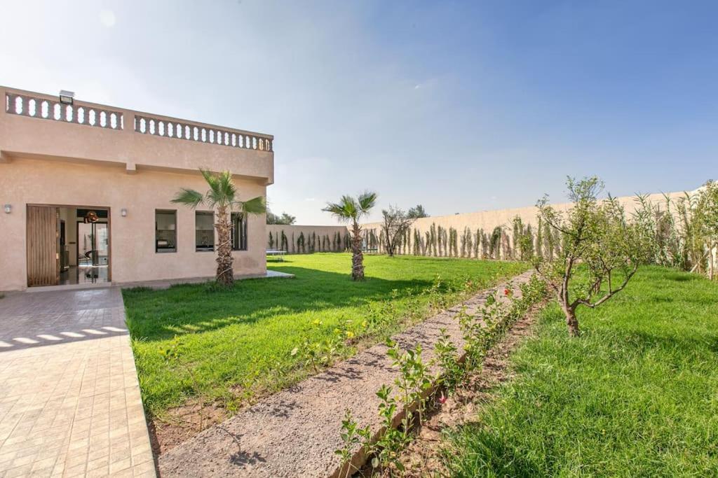 Villa Leila,Piscine , Grand Jardin, Jeux , Cuisiniere Marrakesh Ngoại thất bức ảnh